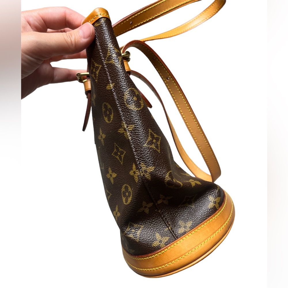 Louis Vuitton Monogram Petit Bucket Bag - Picture 6 of 17